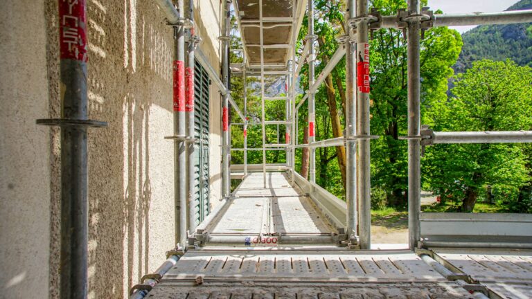 How to Plan Facade Restoration on a Budget: Architectural Engineering Guide